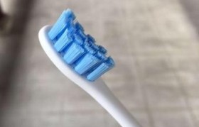 LG电动牙刷的优势和使用体验（口腔清洁更轻松，给你健康的笑容）