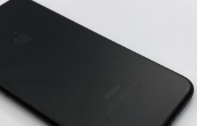 探索iPhone8Plus黑色的时尚与实用性（充满魅力的黑色机身引领潮流，功能与美学并存）