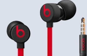“苹果赠送Beats耳机（时尚音乐元素融合，用户体验升级）