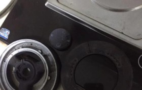 解决煤气灶无法点火的方法（教你应对煤气灶打不着火的情况，让厨房生活更方便）