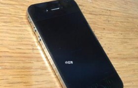 探索iPhone4充电机制的工作原理（深入了解iPhone4充电过程中的关键细节）