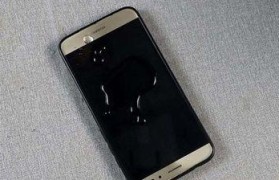 用水把手机弄烂的后果及预防方法（如何避免手机被水损坏，）