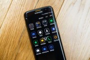 三星盖乐世S7（细腻的画质、卓越的性能、强大的功能，S7引领智能手机新时代）
